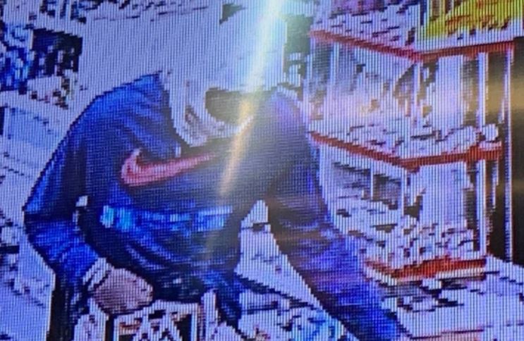 Police Searching for Armed Robbery Suspect Wearing WWE Title Belt