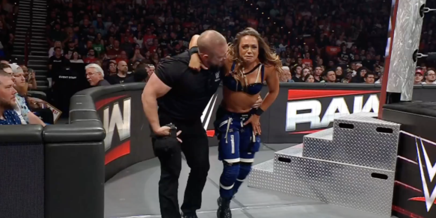 Horrifying Photo Of The Injury Zoey Stark Suffered On RAW (GRAPHIC PIC), Karrion Kross News