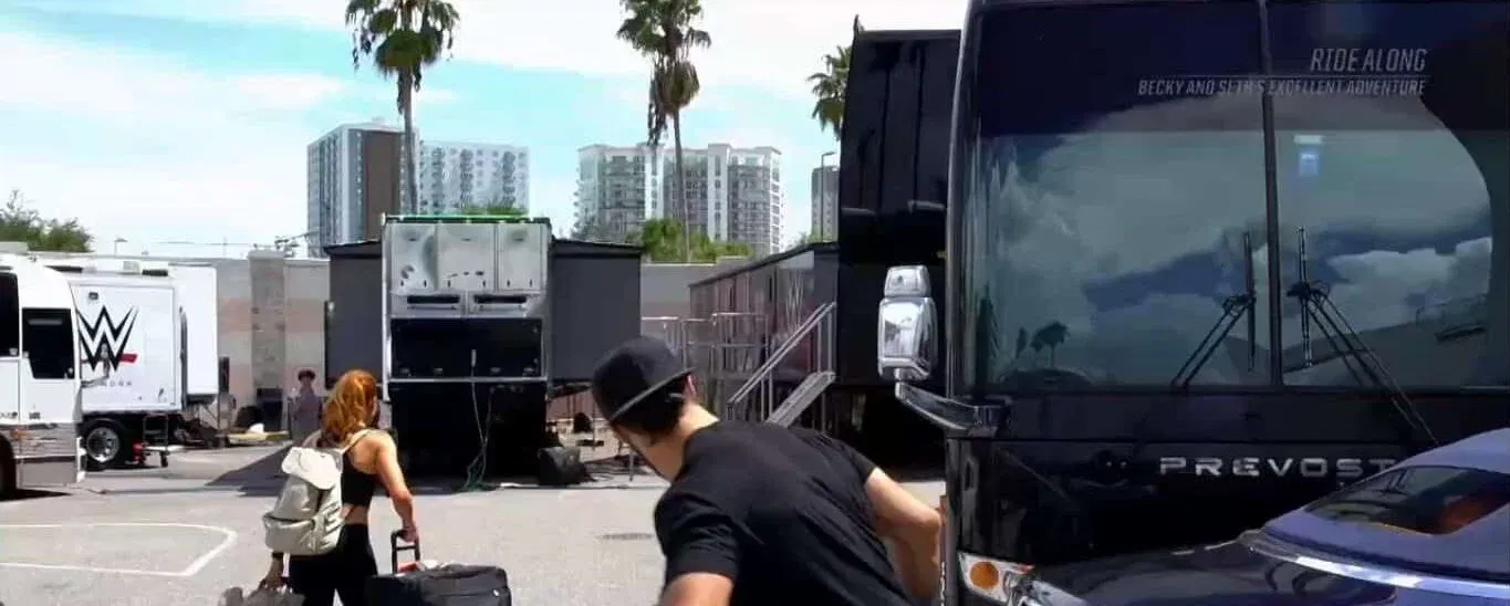 Becky Lynch & Seth Rollins’ Tour Bus Catches Fire