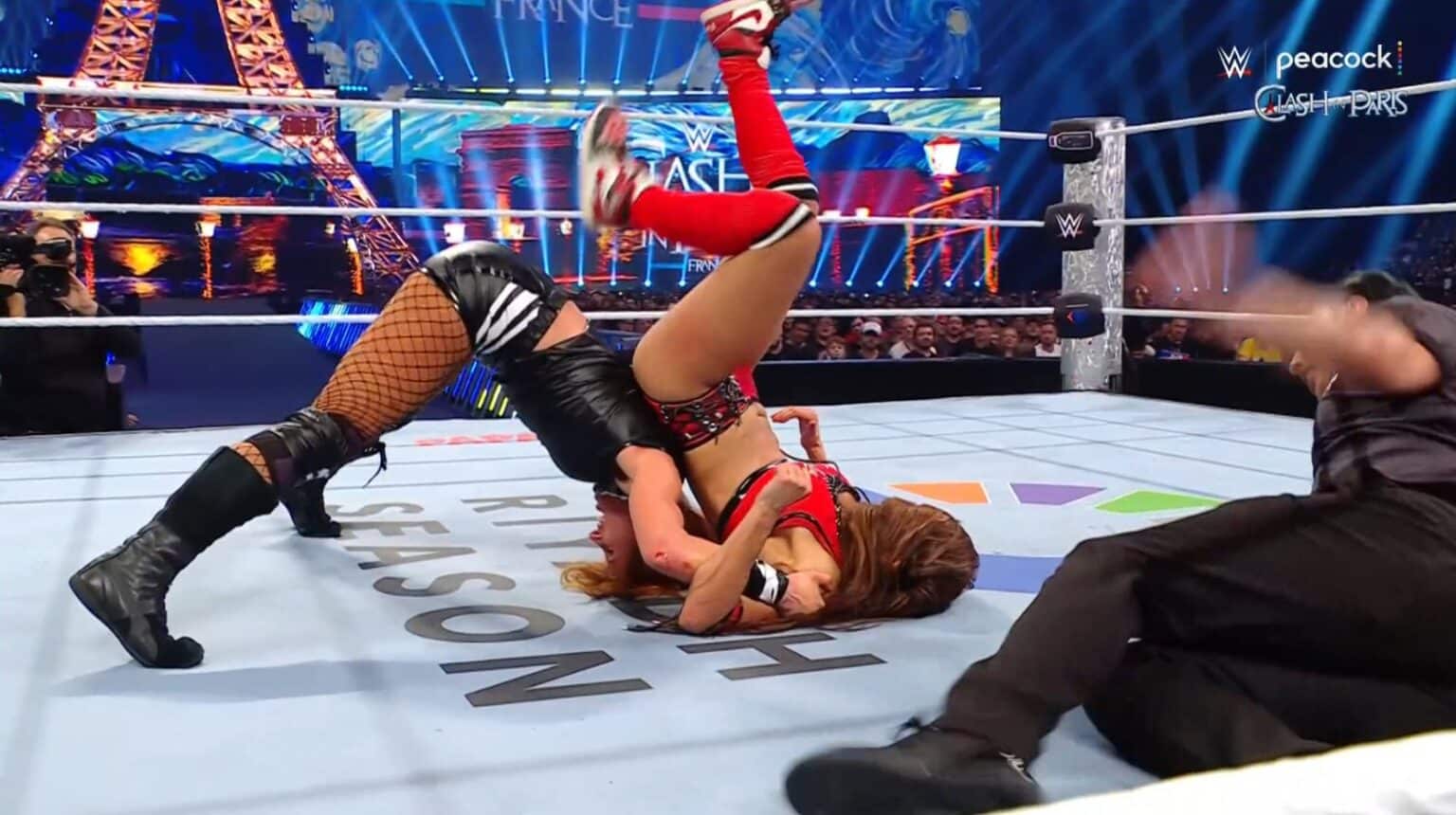 Brutal Botches Take Place In Becky Lynch/Nikki Bella Match At WWE Clash In Paris (WATCH), News On John Cena’s WWE Future, Los Garza-WWE Update, & More