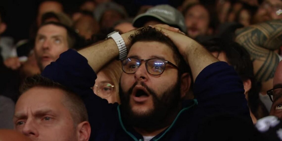 Shocked crowd reaction to WWE news | Source: WWE