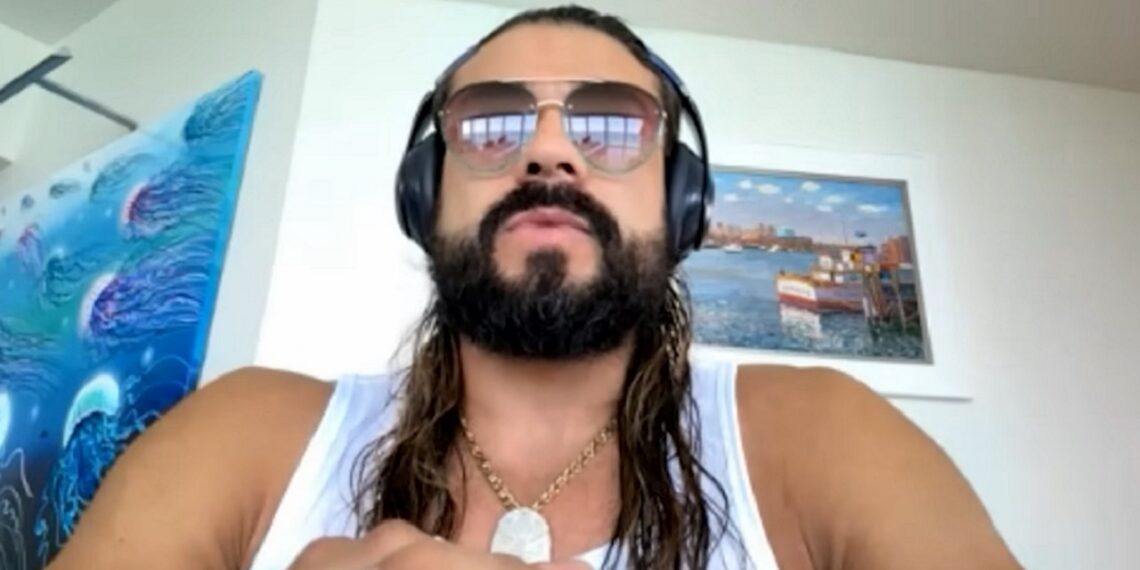 Andrade El Idolo | Source: Eduardo Bates on YouTube