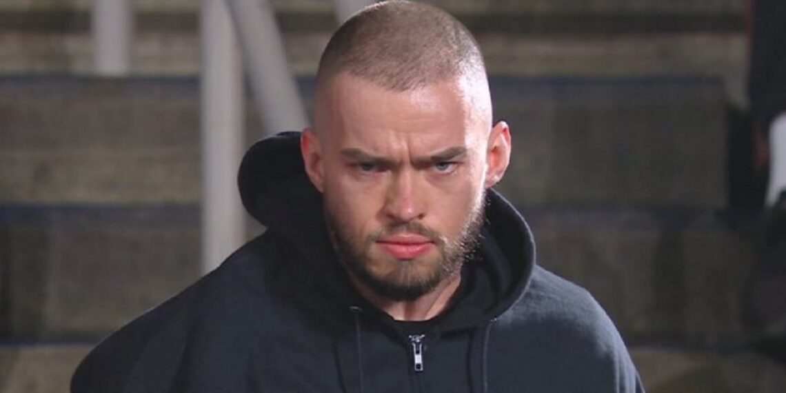 Mystery Masked Man unveiled on 12/15 WWE Raw ... | Source: WWE