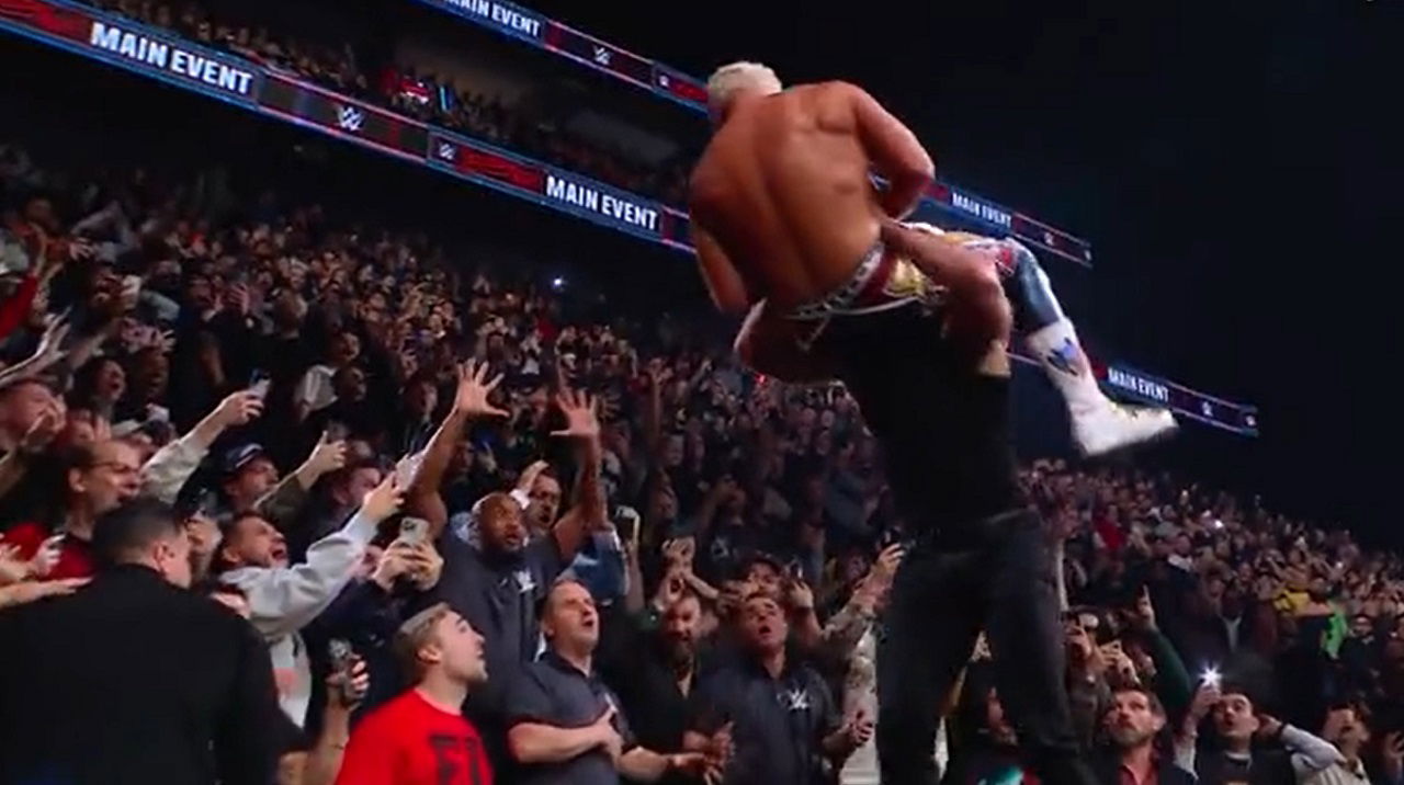 Drew McIntyre Attacks Cody Rhodes In Crowd At WWE Saturday Night’s Main Event In Montreal Drew McIntyre Attacks Cody Rhodes In Crowd At WWE Saturday Night’s Main Event In Montreal