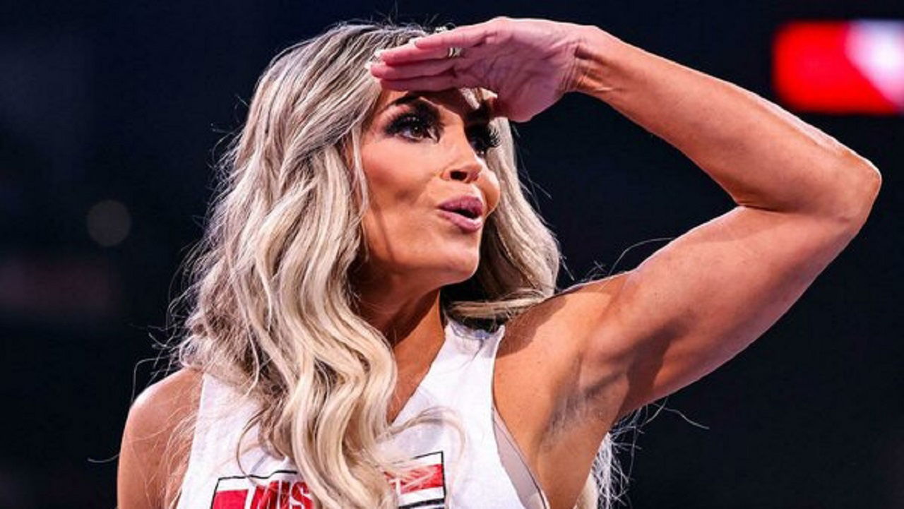 Backstage Update On Plans For Trish Stratus’ Future In WWE Backstage Update On Plans For Trish Stratus’ Future In WWE