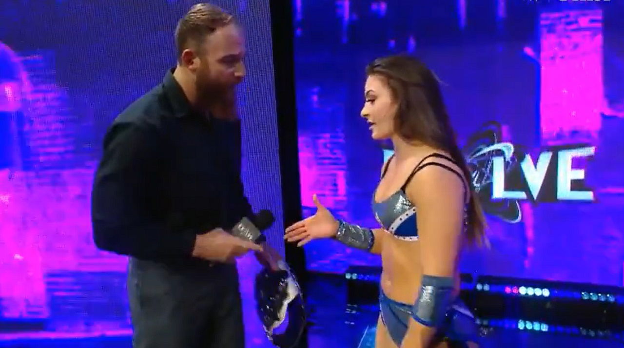 Kendal Grey Retains & Vacates Women’s World Title In Final Match In WWE EVOLVE