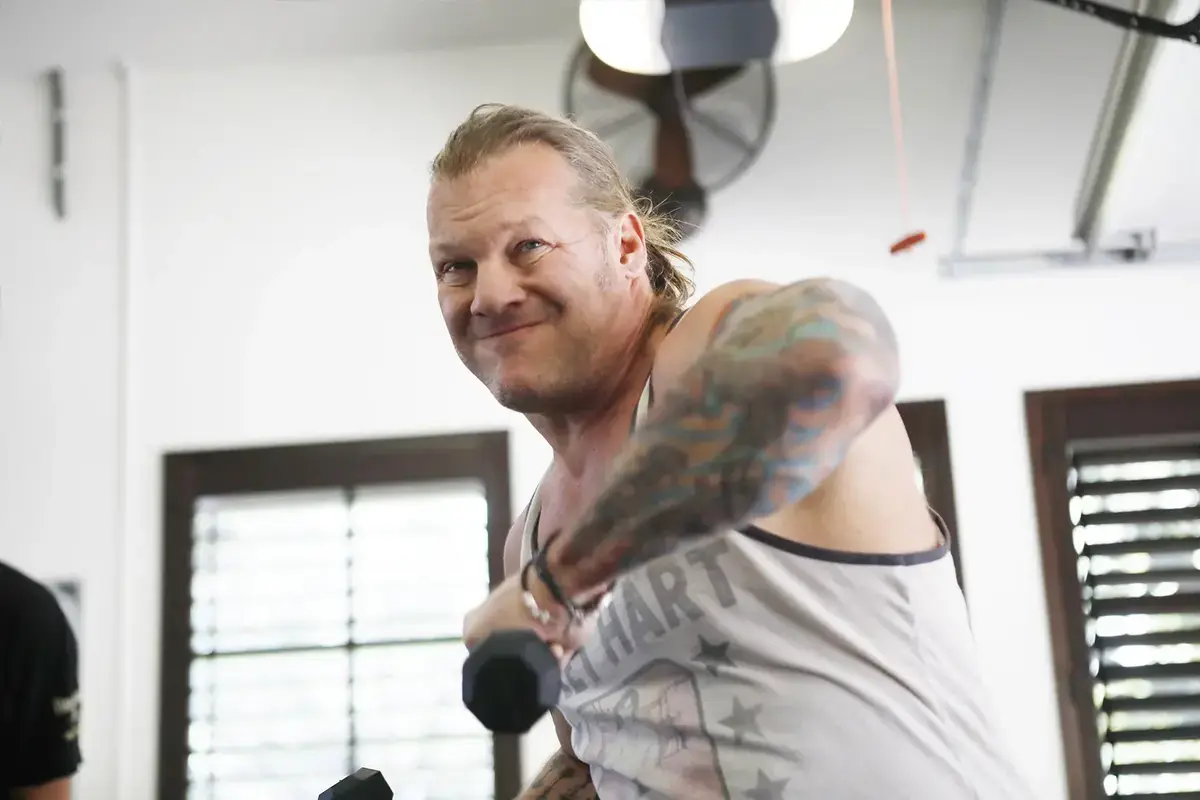 Chris Jericho Reveals Behind-The-Scenes Footage Moments Before His Surprise AEW Return On Dynamite In Winnipeg