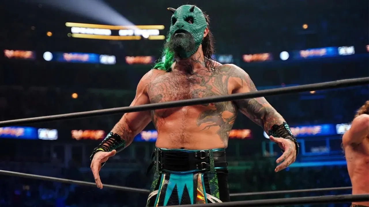 Luchasaurus Opens Up About Life-Threatening Pneumonia Battle Luchasaurus Opens Up About Life-Threatening Pneumonia Battle