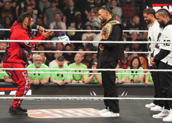 Roman Reigns and Jacob Fatu verbally spar on a recent episode of WWE Smackdown. | Source: WWE