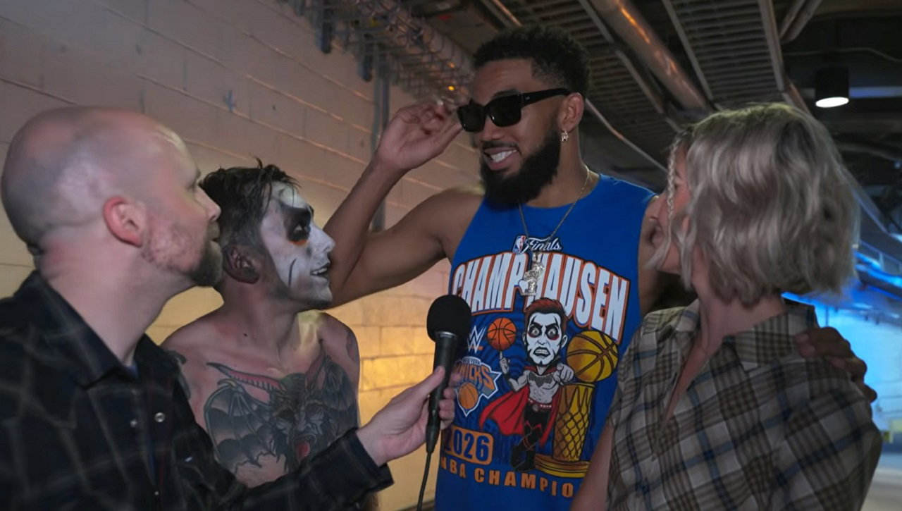 New York Knicks Star Karl-Anthony Towns Teases WWE Return New York Knicks Star Karl-Anthony Towns Teases WWE Return