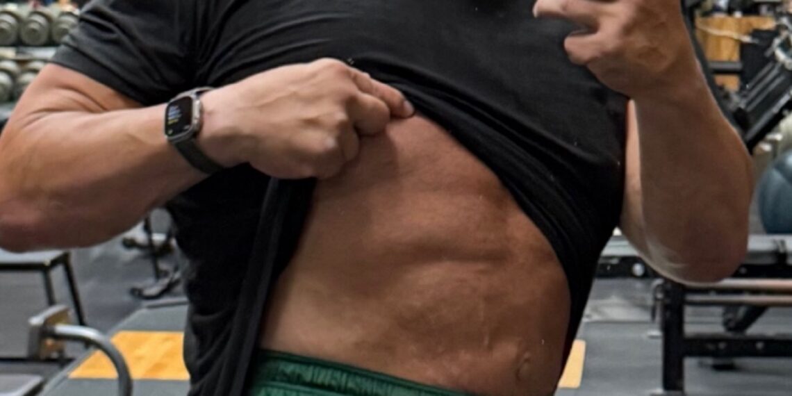 Paul Wight shows off extreme weight loss in late-July of 2026