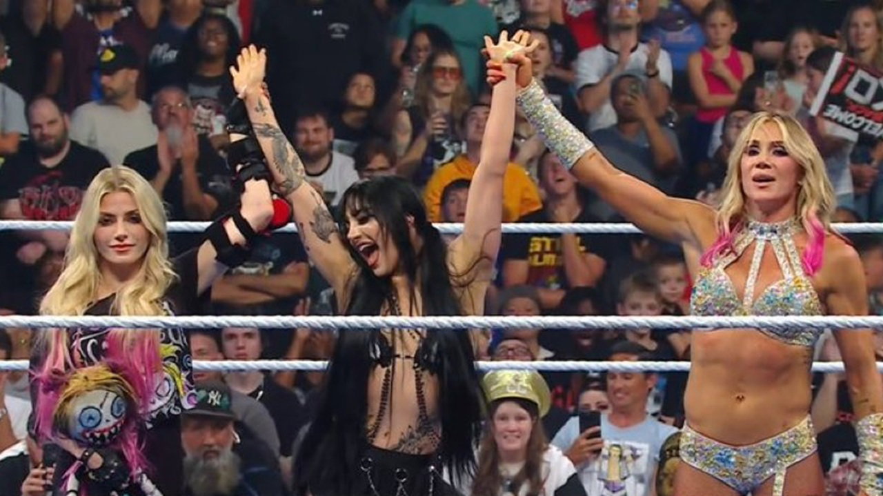 Alexa Bliss Returns & Tatum Paxley’s Debut On WWE SmackDown Alexa Bliss Returns & Tatum Paxley’s Debut On WWE SmackDown