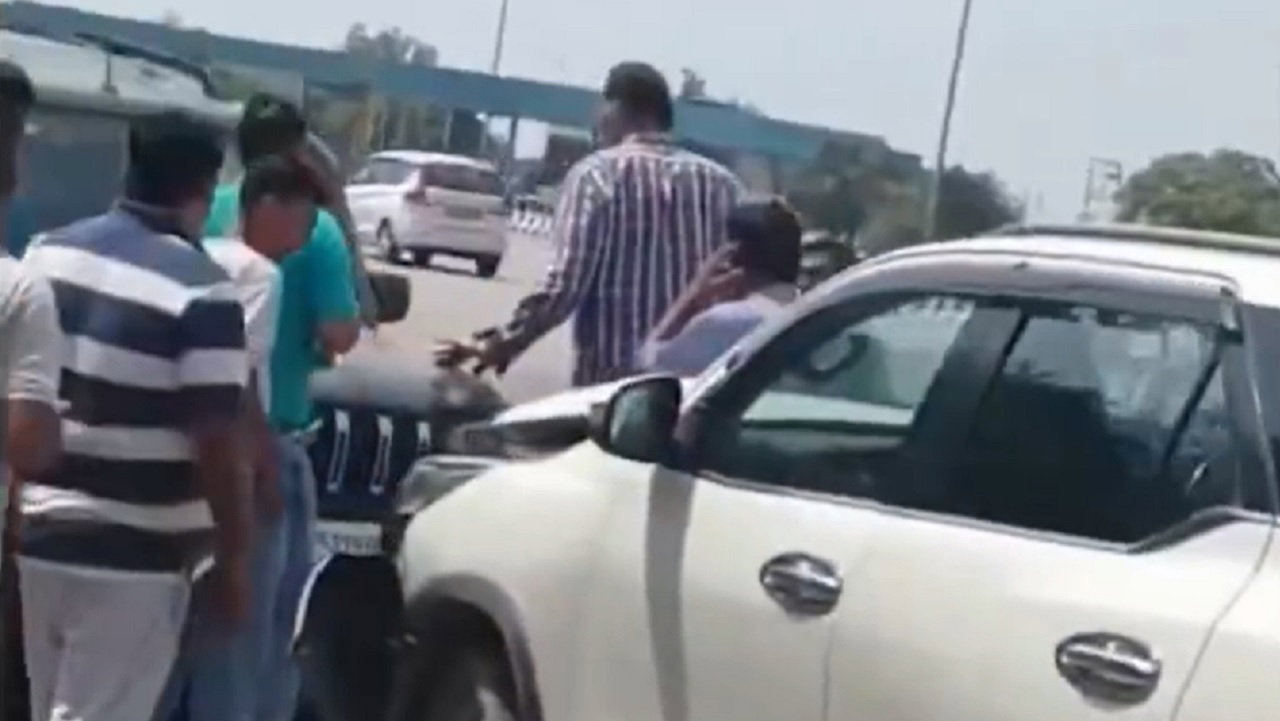 VIDEO: The Great Khali Involved In Car Accident In India