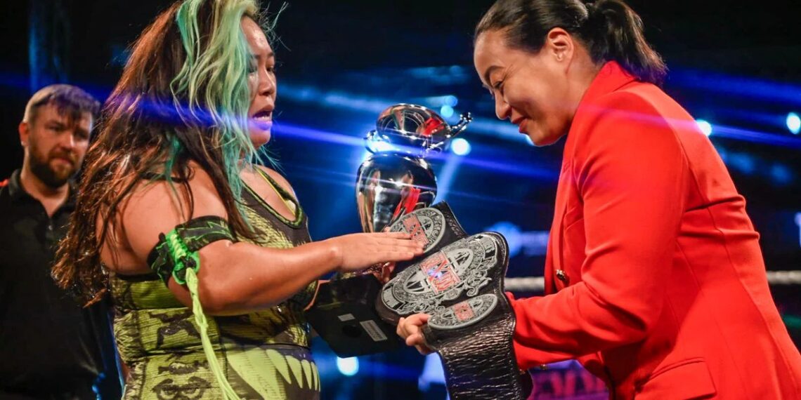 Chihiro Hashimoto receives the wXw Women’s World Championship from Meiko Satomura