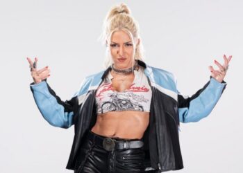 Thekla poses for an AEW photograph